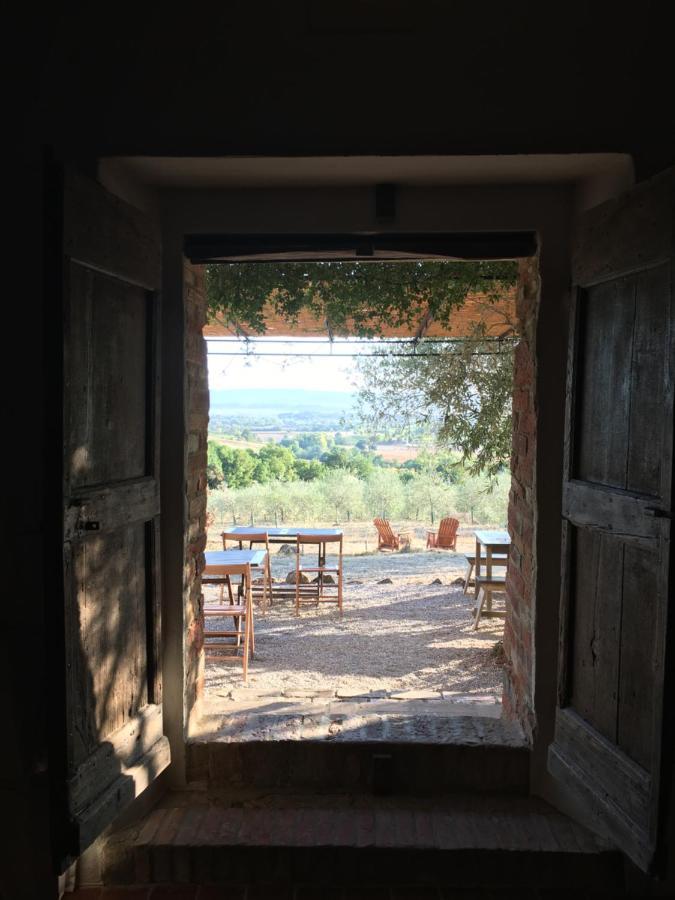 La Falconara Montepulciano Stazione Exterior foto