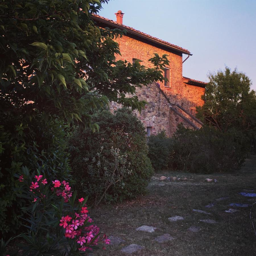 La Falconara Montepulciano Stazione Exterior foto